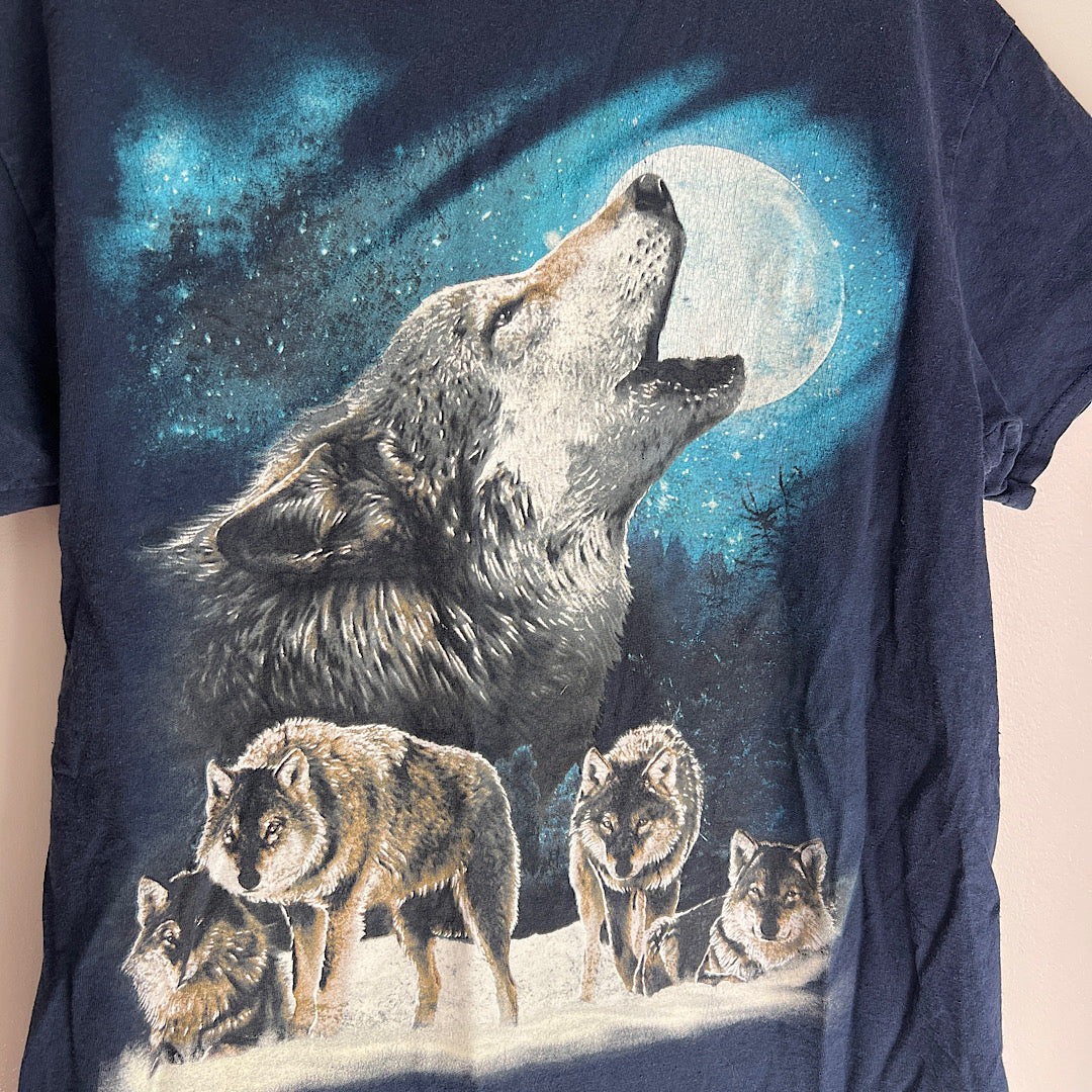 Vintage Wolves Wildlife T-Shirt