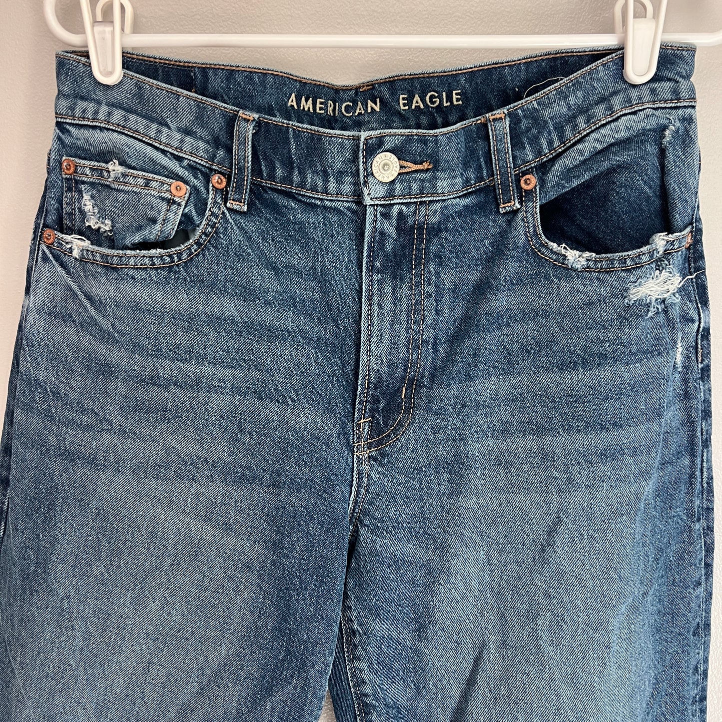 American Eagle 8R cuffed jeans