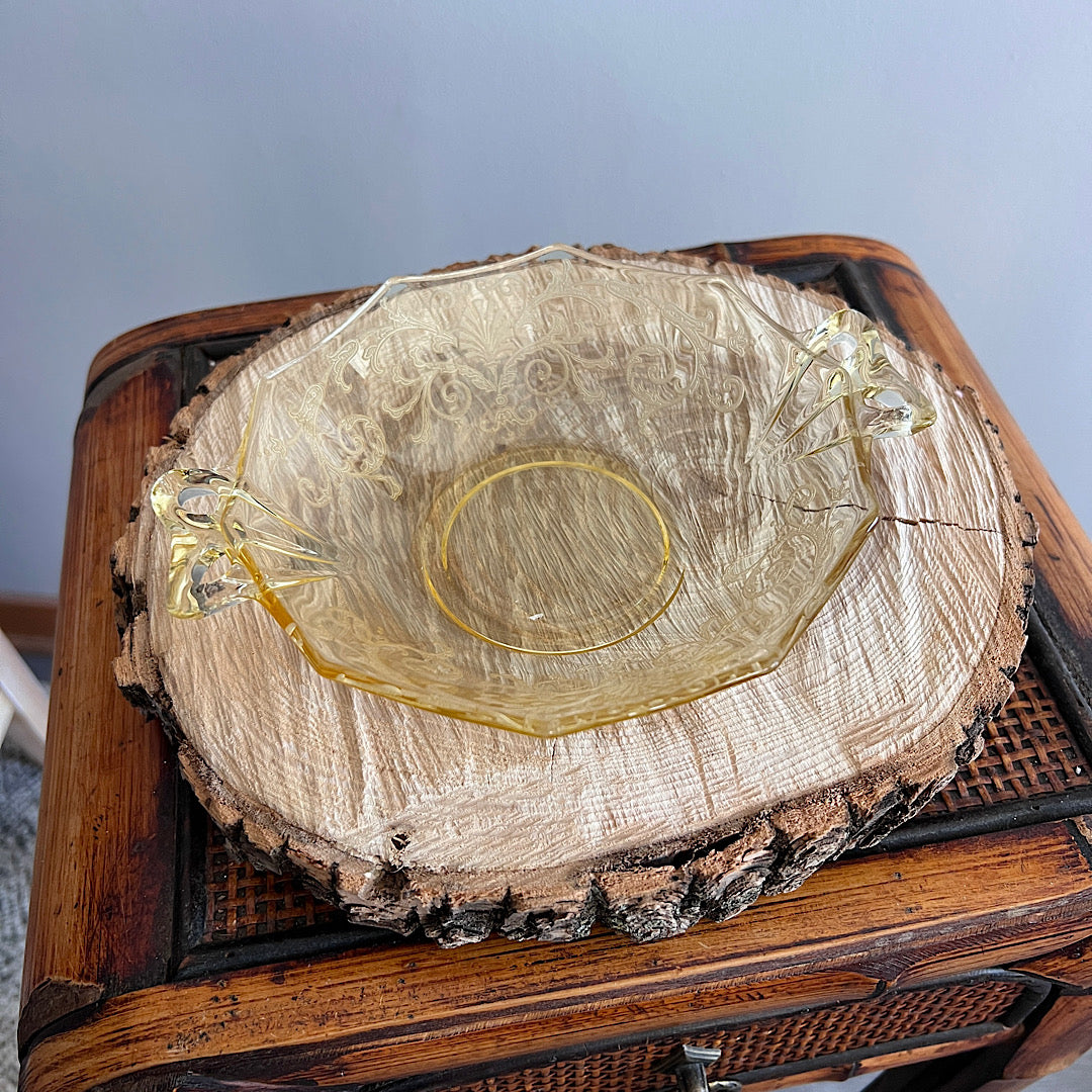 Vintage '30s Fostoria Versailles Topaz Yellow Dish With Bow Handles