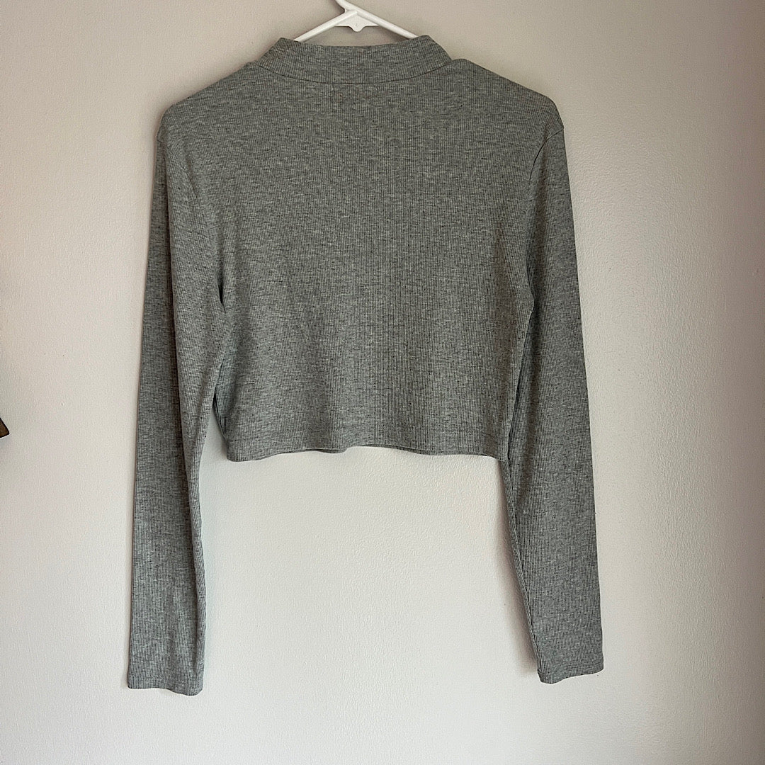 BP Mockneck Gray Cropped Long Sleeve Tee