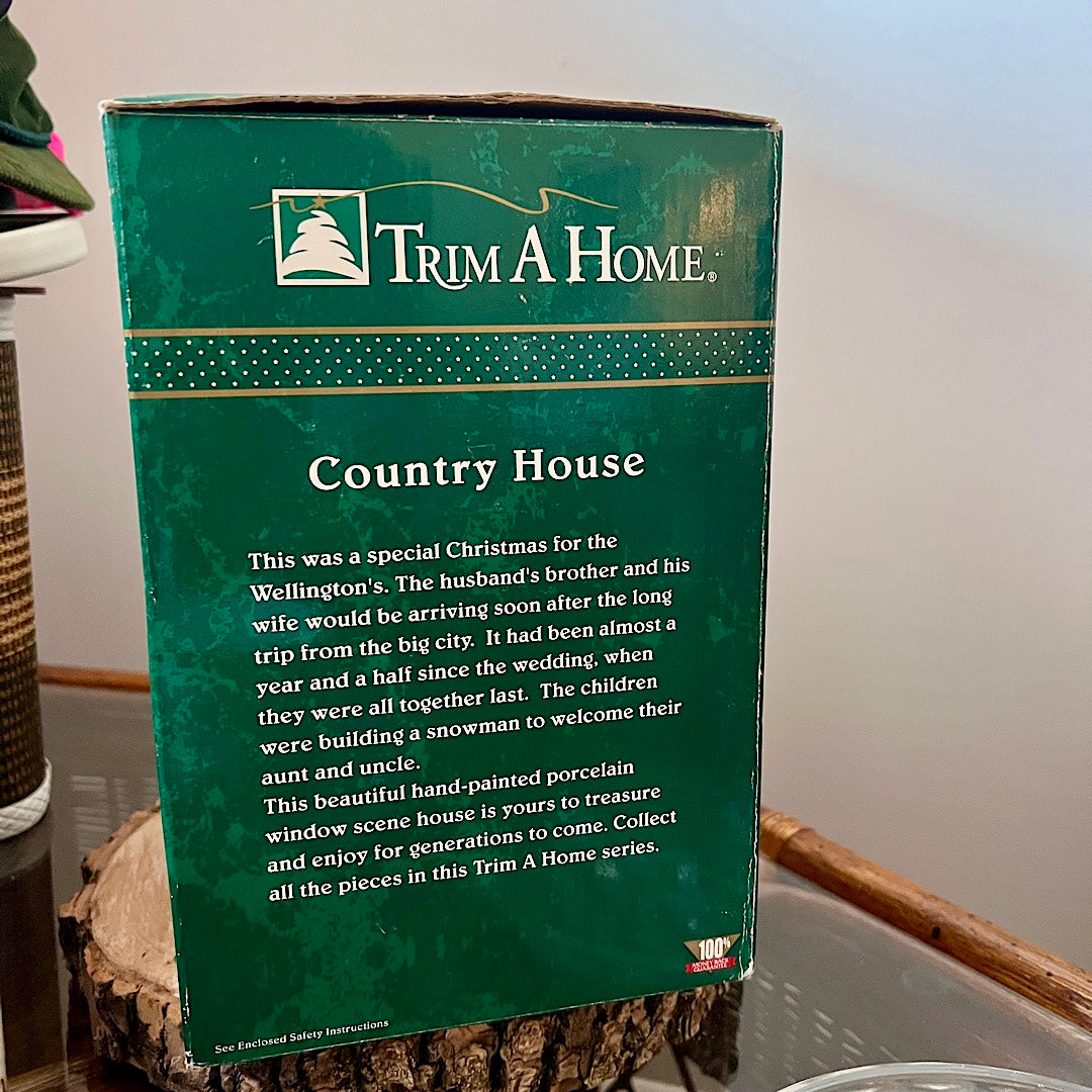 Vintage Trim a Home Ceramic Country House Christmas Village Lighted House