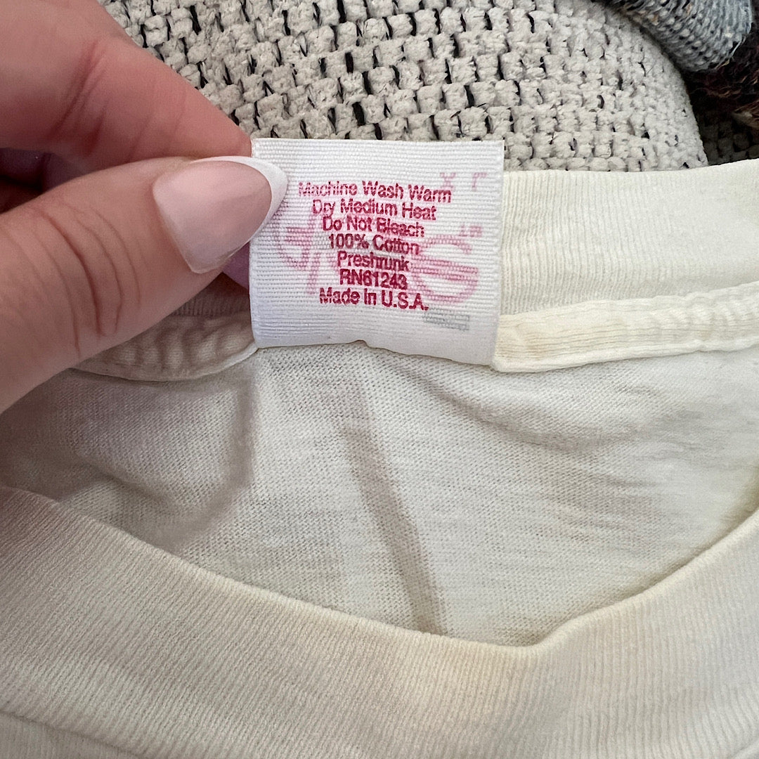 Vintage Bald Eagle Wolf Wildlife Minnesota T-Shirt