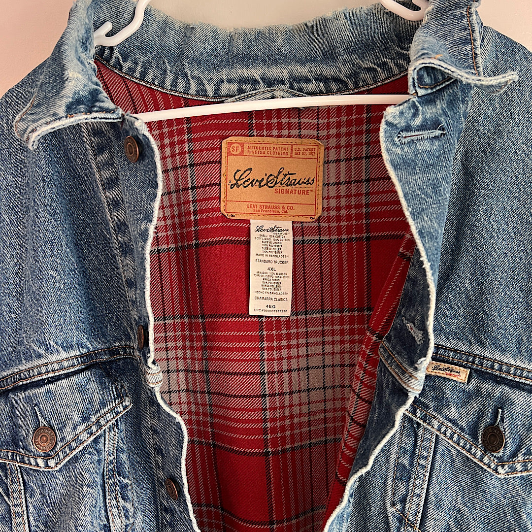 Vintage Levi's Plaid Lined/Quilted Sleeves Denim Jacket Standard Trucker