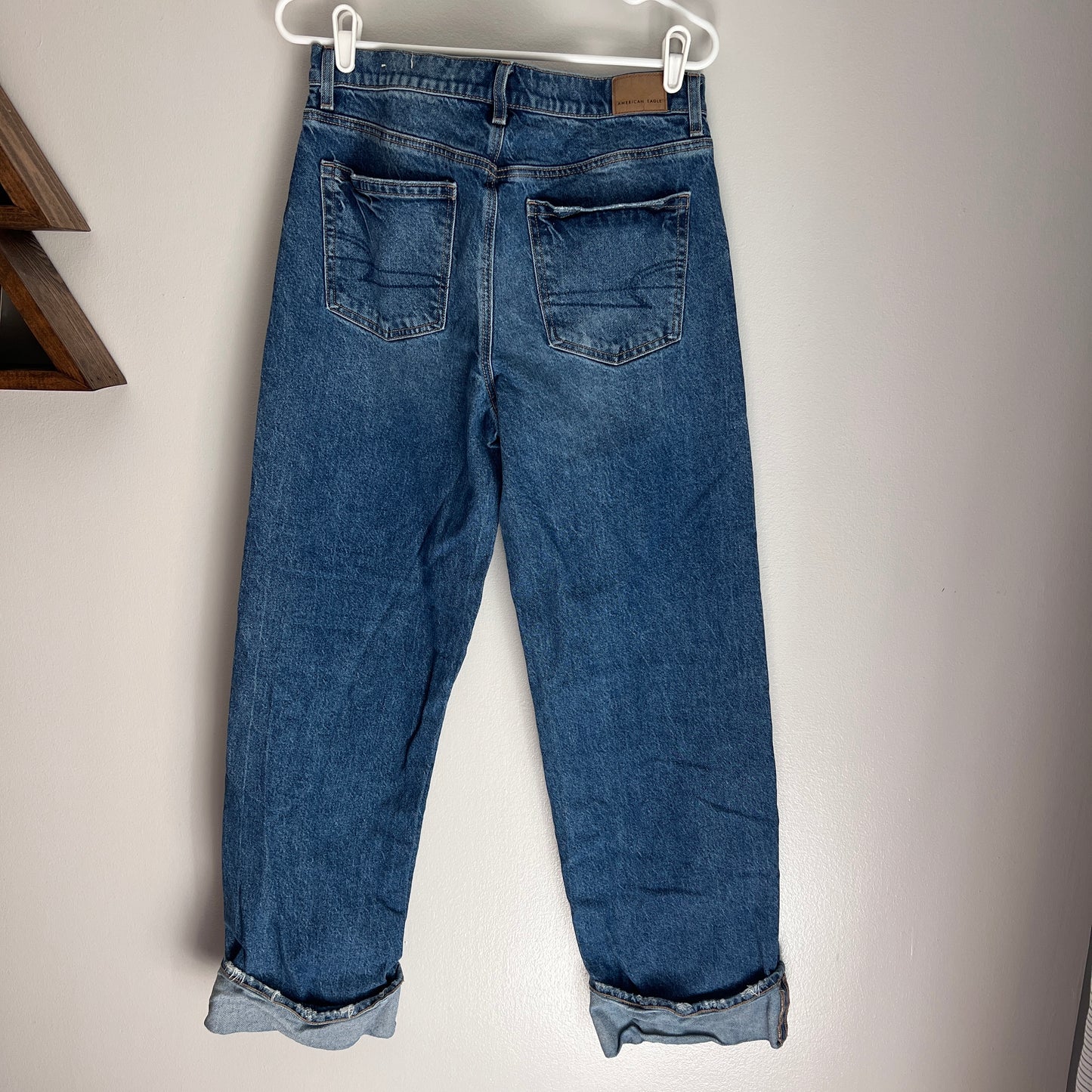 American Eagle 8R cuffed jeans