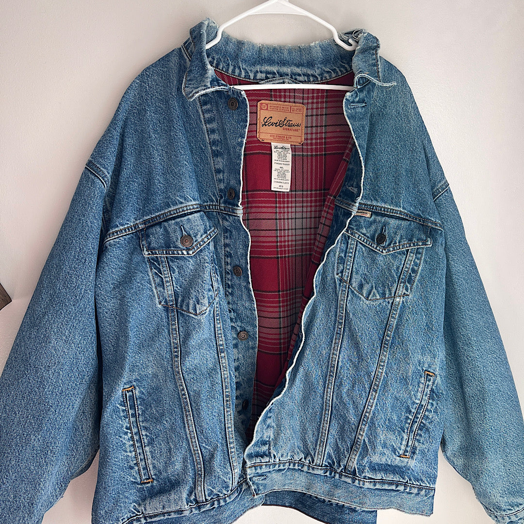 Vintage Levi's Plaid Lined/Quilted Sleeves Denim Jacket Standard Trucker