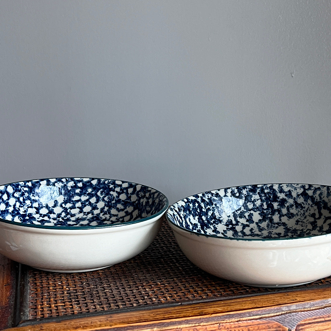 Vintage Cabin in the Snow Bowls (set of 2)