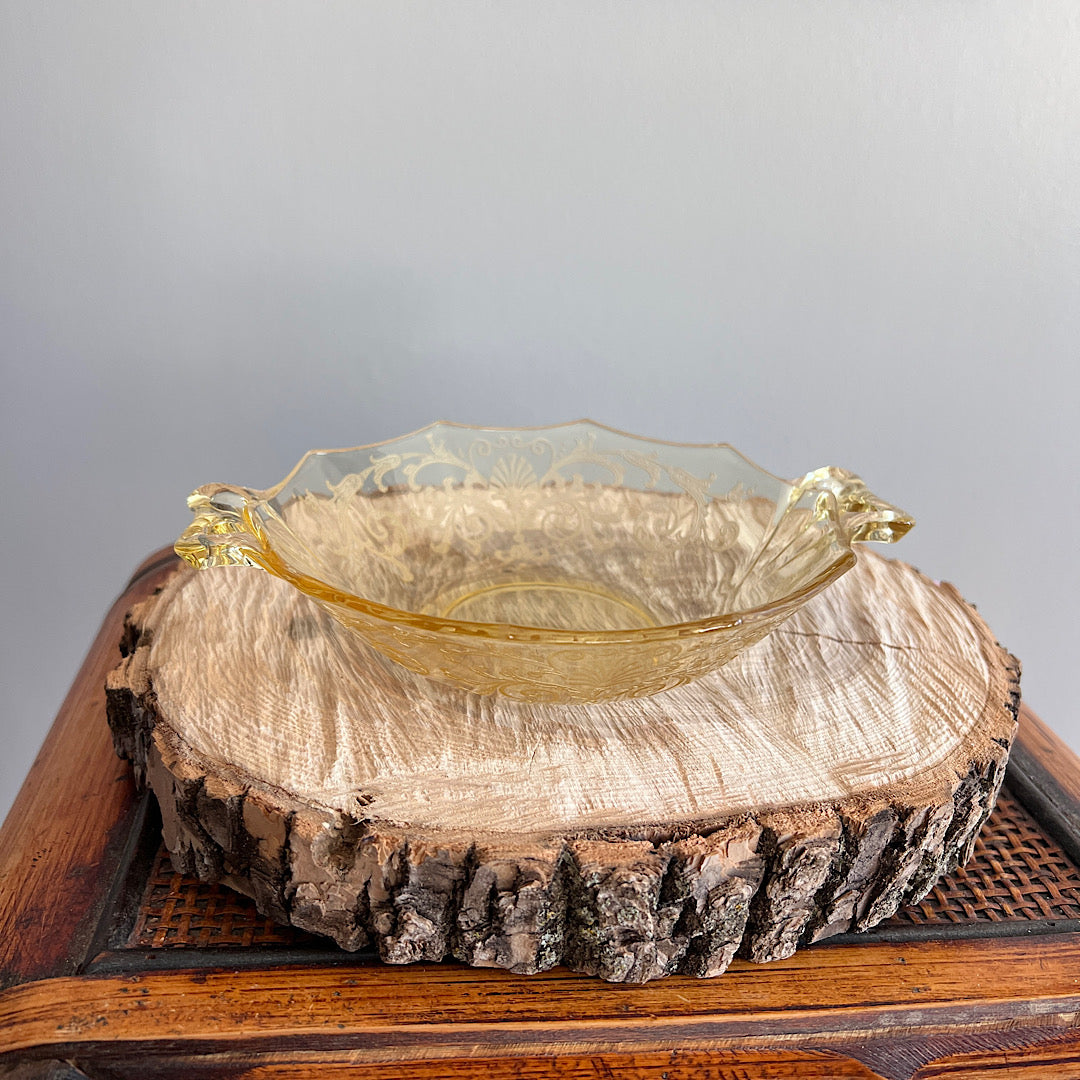 Vintage '30s Fostoria Versailles Topaz Yellow Dish With Bow Handles