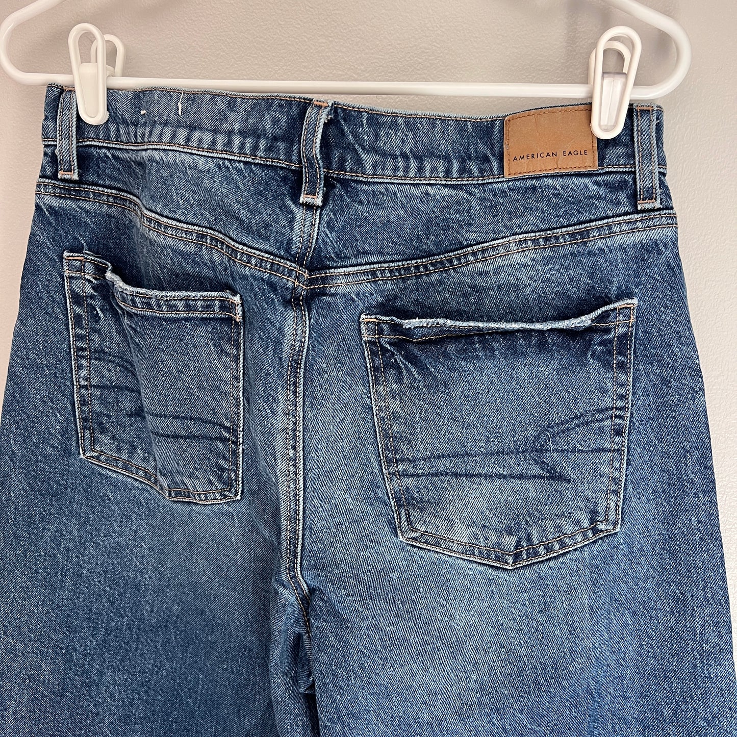 American Eagle 8R cuffed jeans