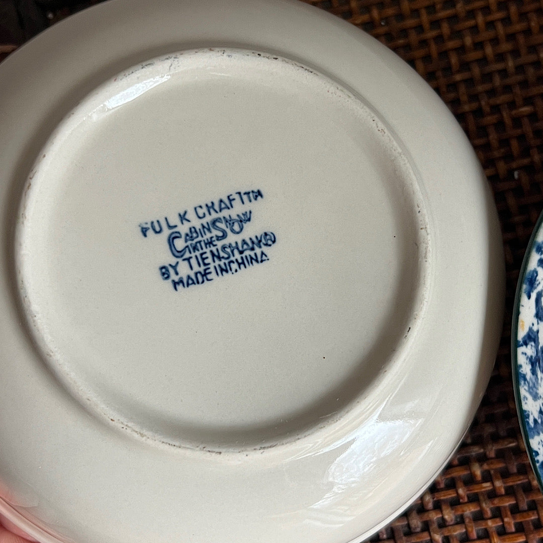Vintage Cabin in the Snow Bowls (set of 2)