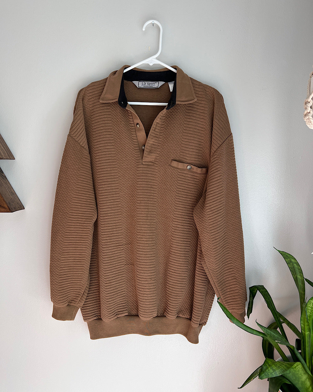 90's Vintage LD Sport Pullover Sweatshirt