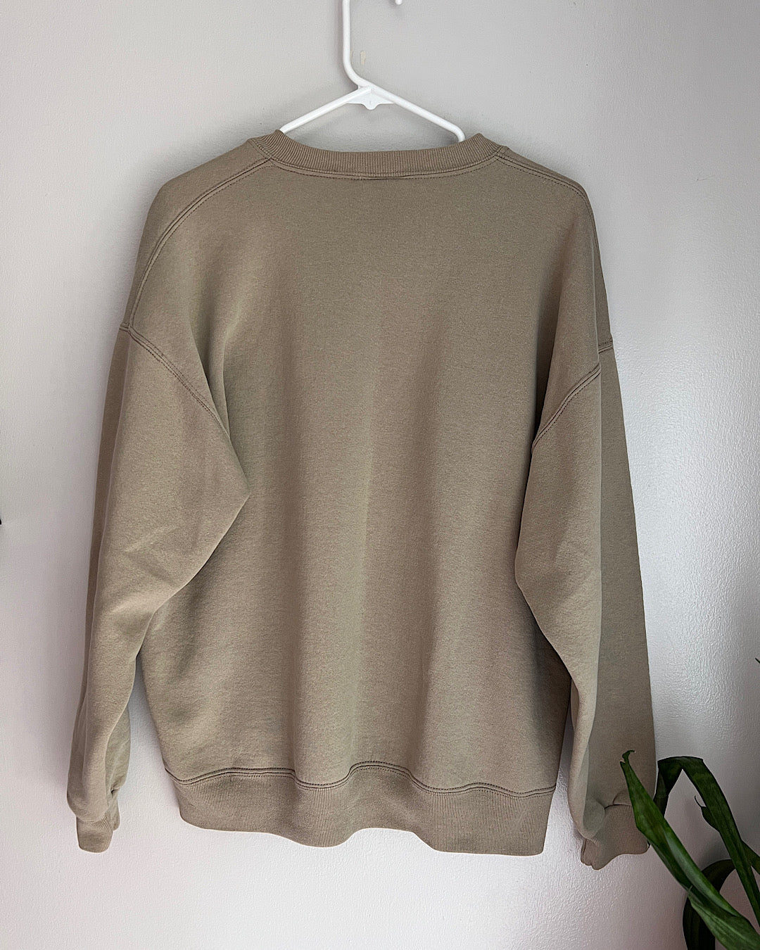Vintage Tan Embroidered Crewneck Sweatshirt