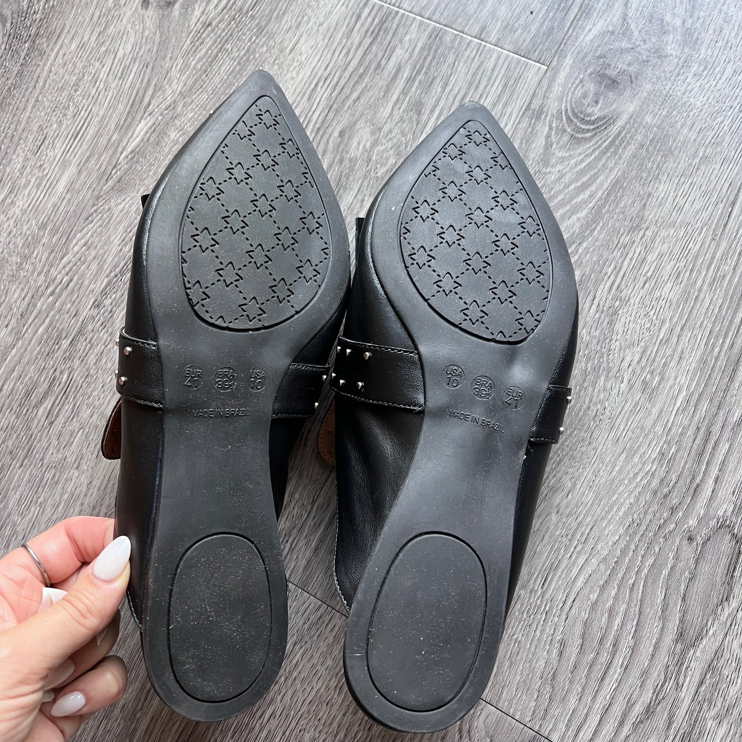 French Sole (FS/NY) Studded Pointed Toe Slip On Leather Shoes (9)