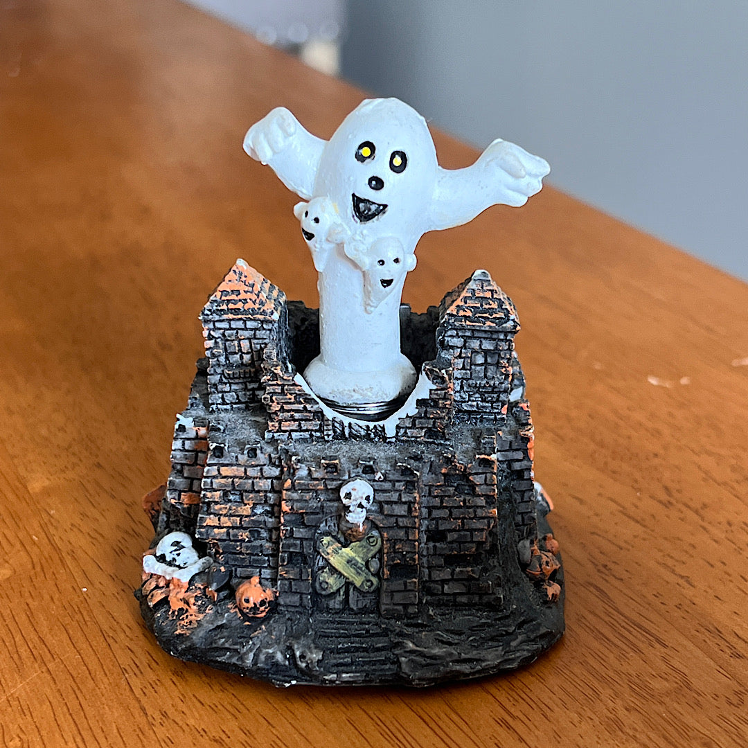Little Flying Ghost Halloween Decor