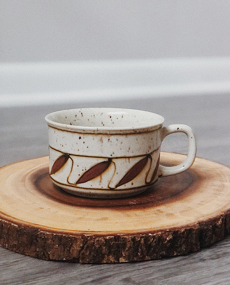 Speckled Leaf Design Mug