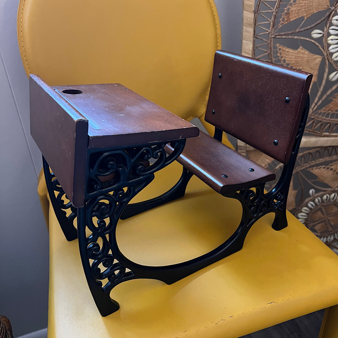 Vintage American Girl Doll Samantha School Desk