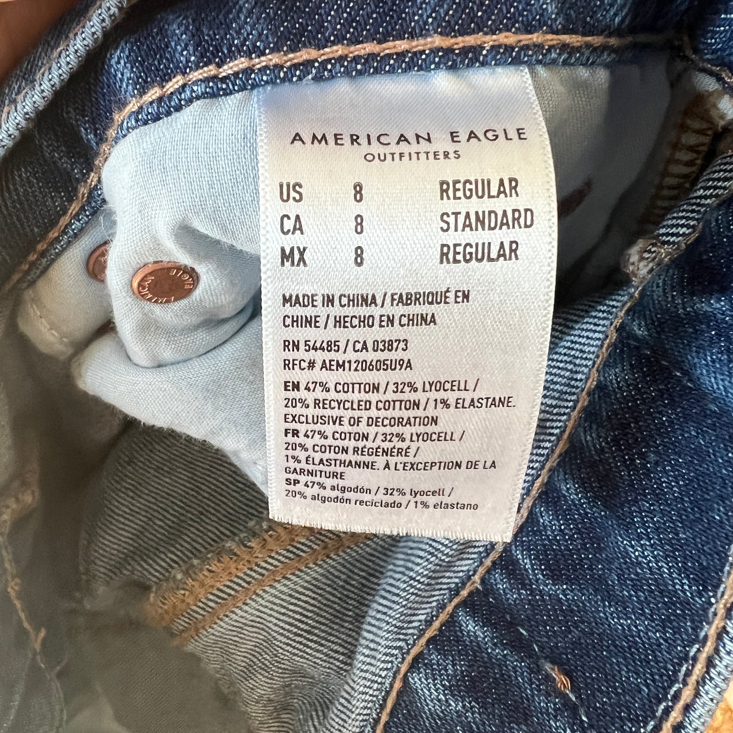 American Eagle 8R cuffed jeans