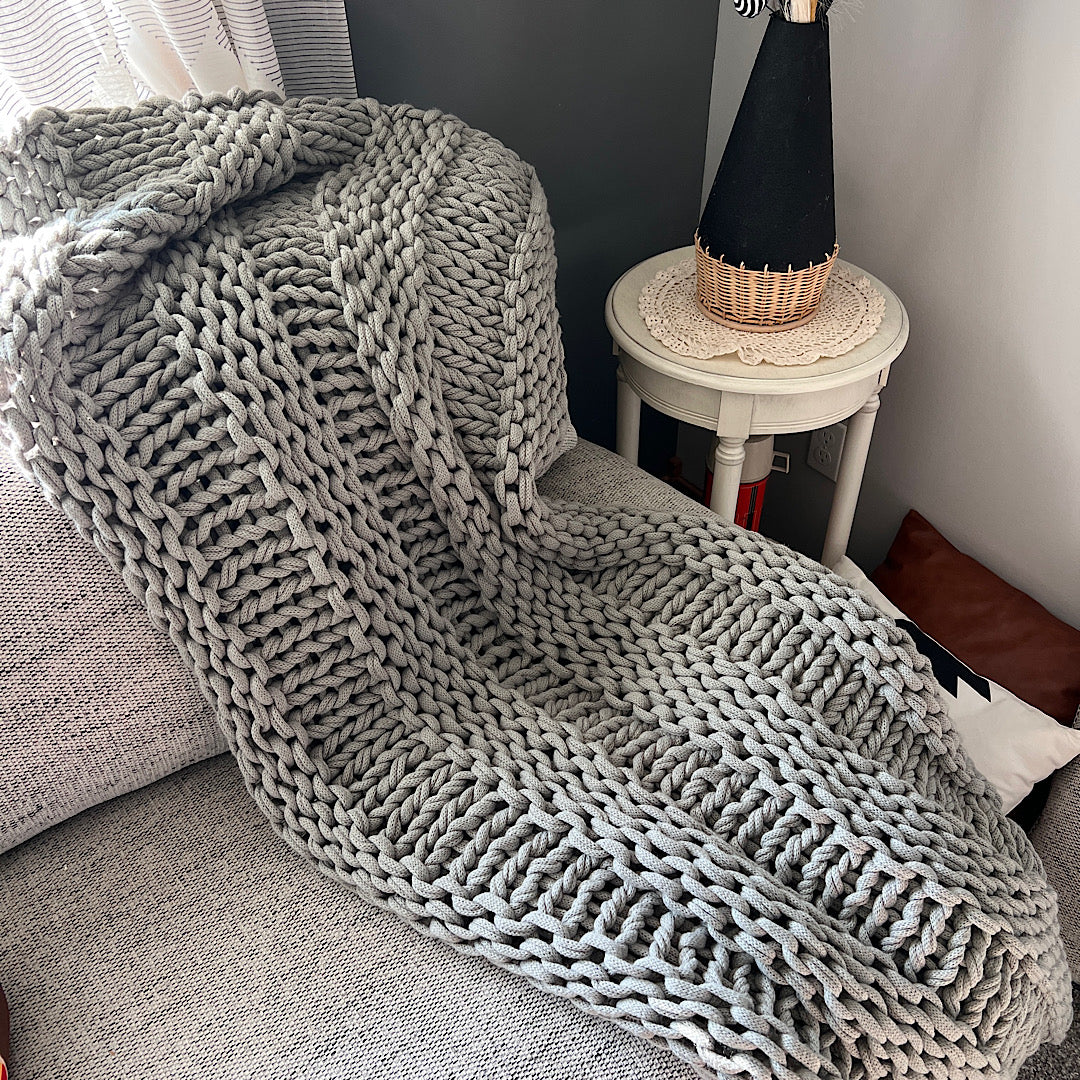 Oake Chunky Knit Throw Blanket (50"x60") - LOCAL PICKUP ONLY