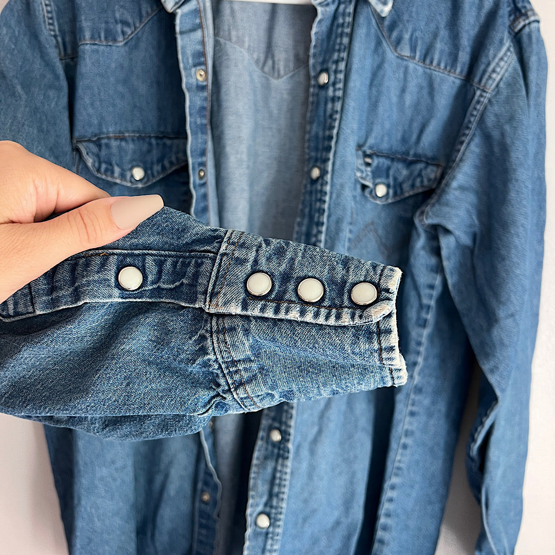 Vintage Wrangler Pearl Snap Denim Button Up