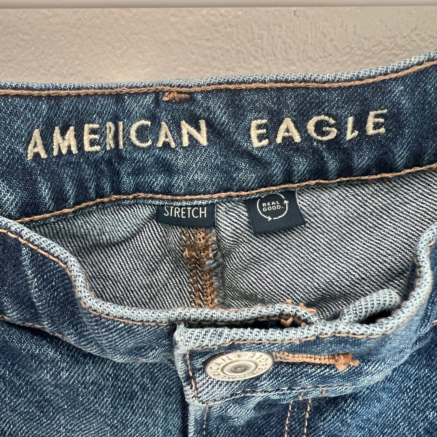 American Eagle 8R cuffed jeans