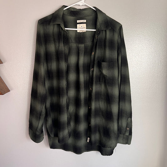 American Eagle Boyfriend Fit Lightweight Flannel Shirt