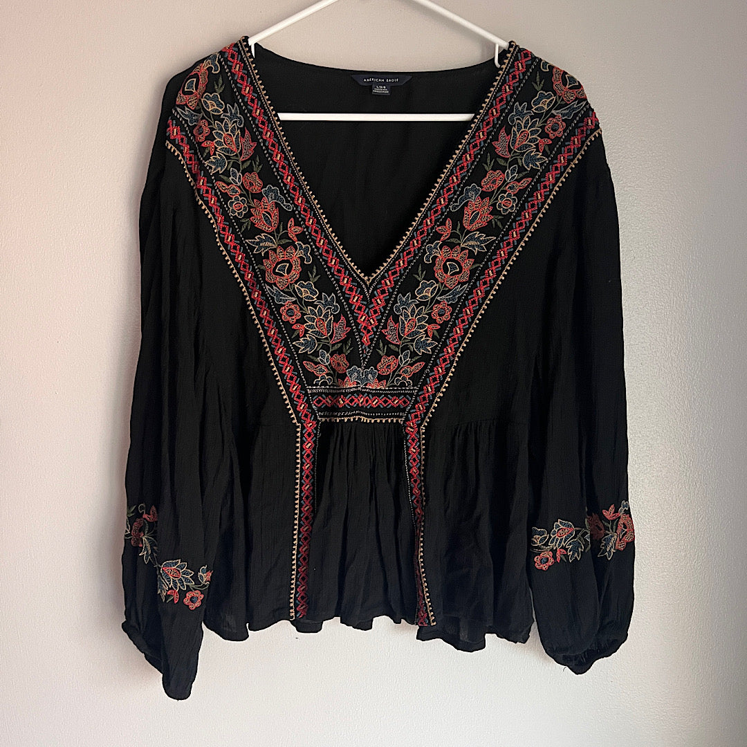 American Eagle Floral Embroidered Top
