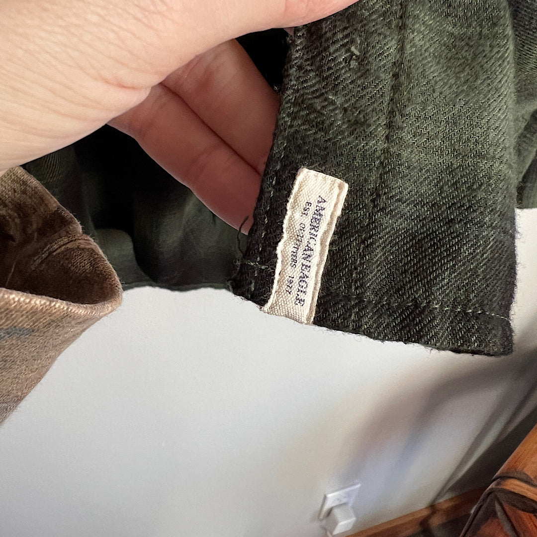 American Eagle Boyfriend Fit Lightweight Flannel Shirt