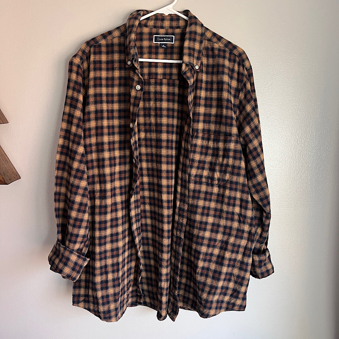 Club Room Plaid Flannel Button Down Shirt