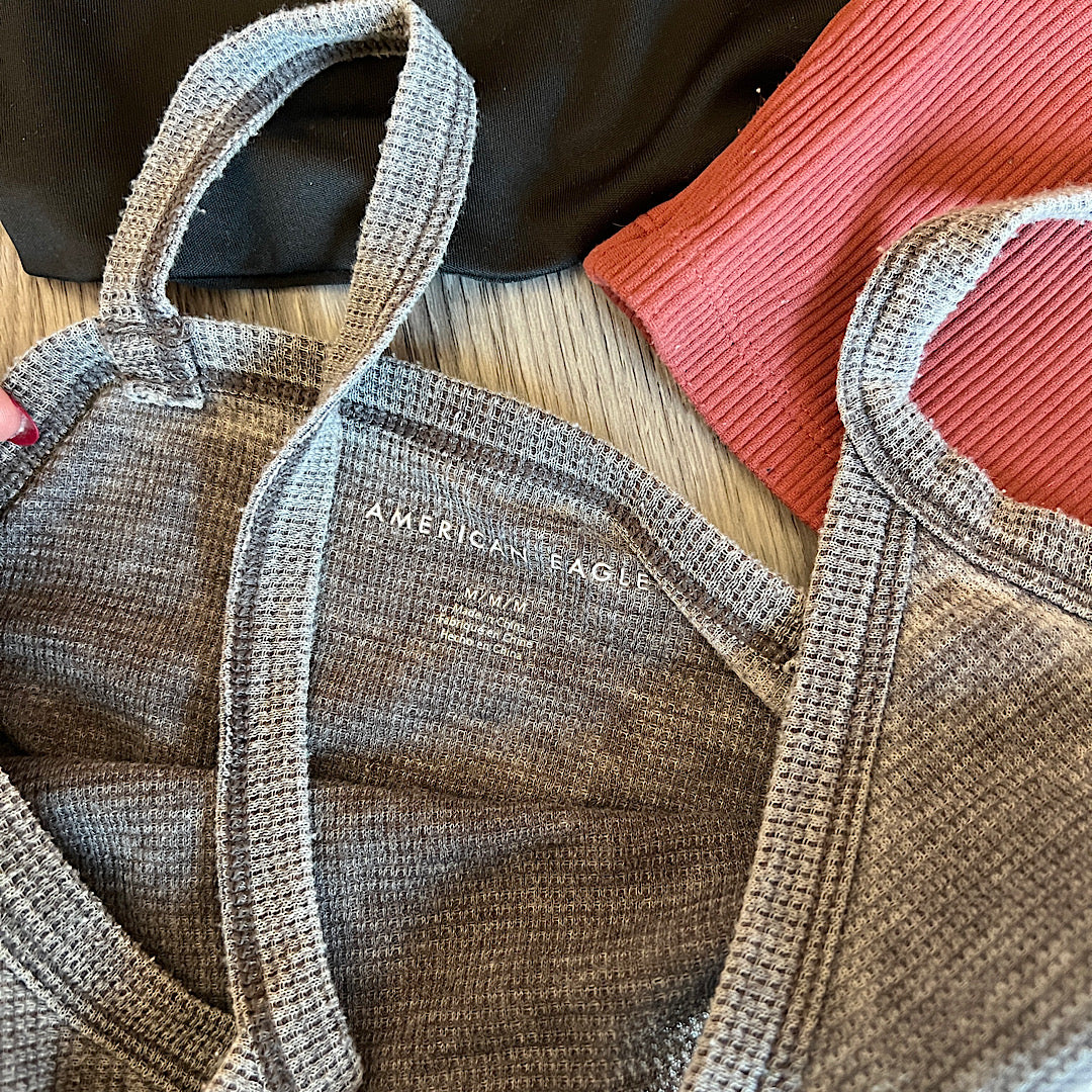 Cropped Tank Tops (4-name brand)