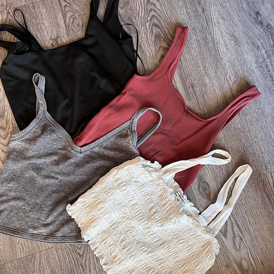 Cropped Tank Tops (4-name brand)