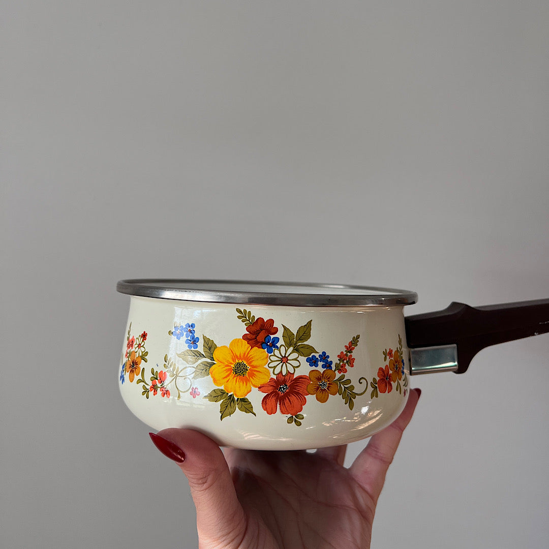 Vintage 70s JMP Sweet Flowers Enamelware Pot Pan