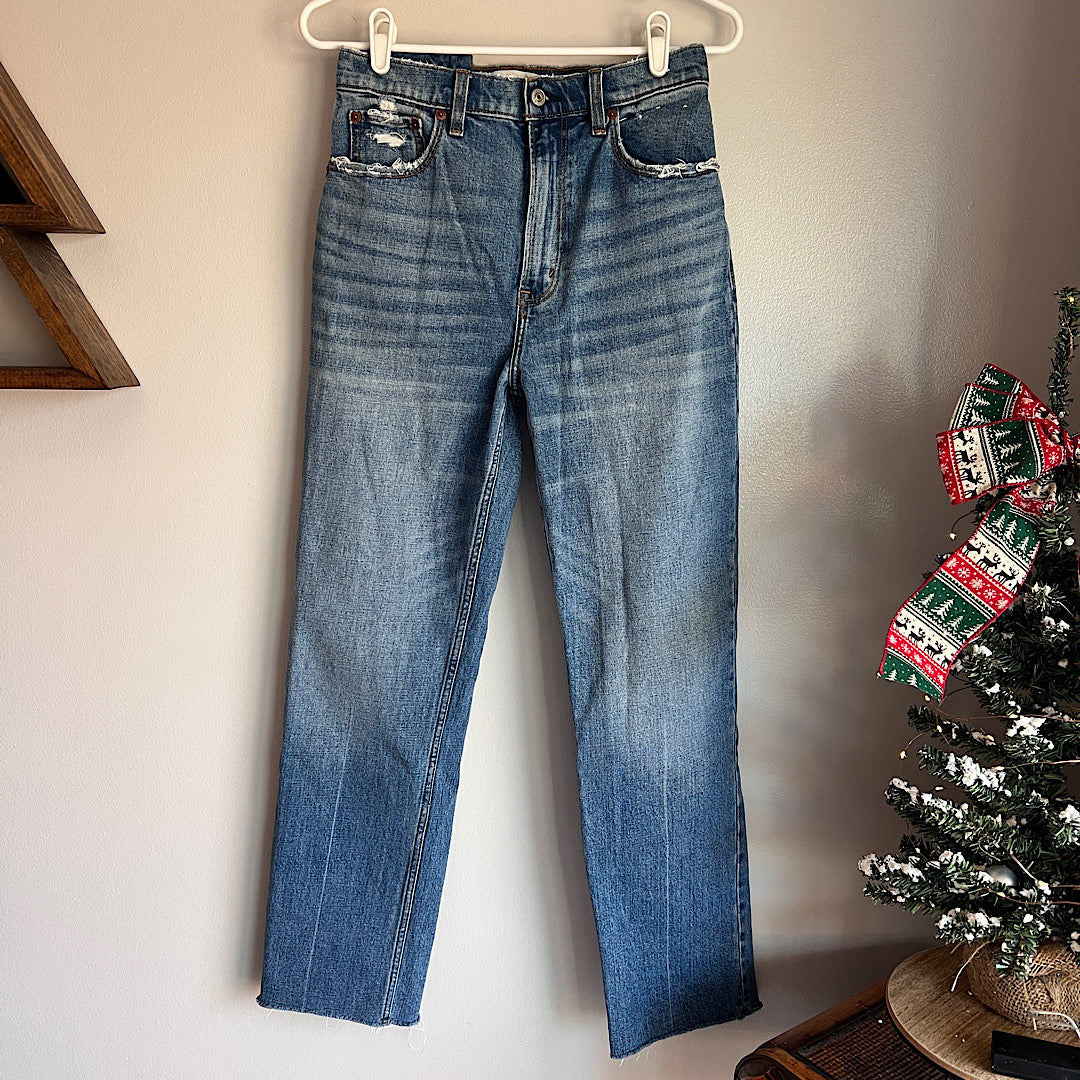 Abercrombie & Fitch Ankle Straight High Rise Jeans