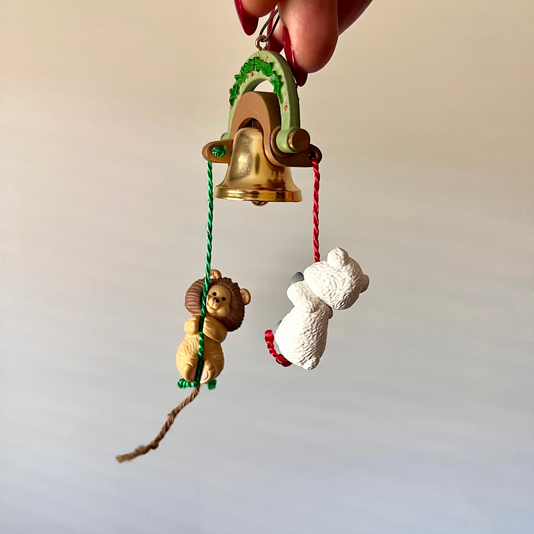 Vintage 1993 Curly 'n' Kingly Hallmark Keepsake Ornament