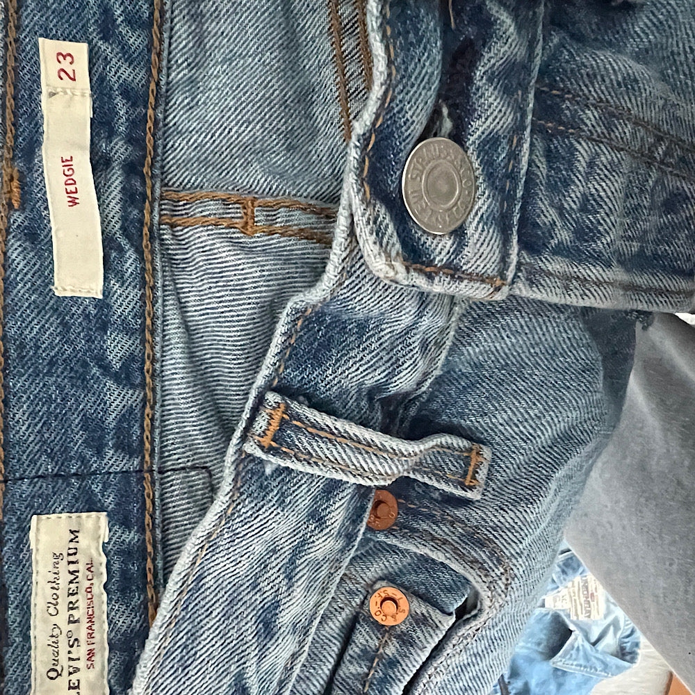 Levi's Wedgie Jeans (23)