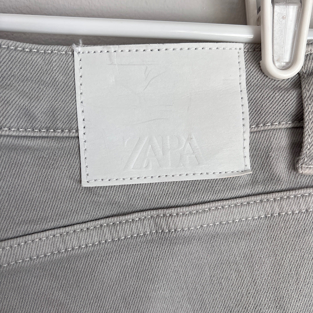 Zara High Waist Side Slit Jeans (8L)