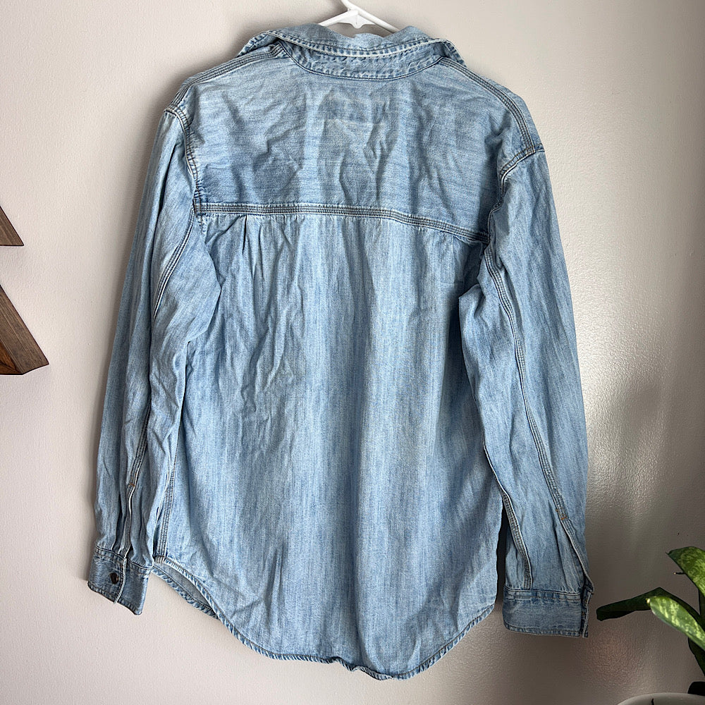 Levi's | Shirts | Levis Denim Shirt Mens Dark Blue Long Sleeve Metal Button  Up Size Xl Euc | Poshmark