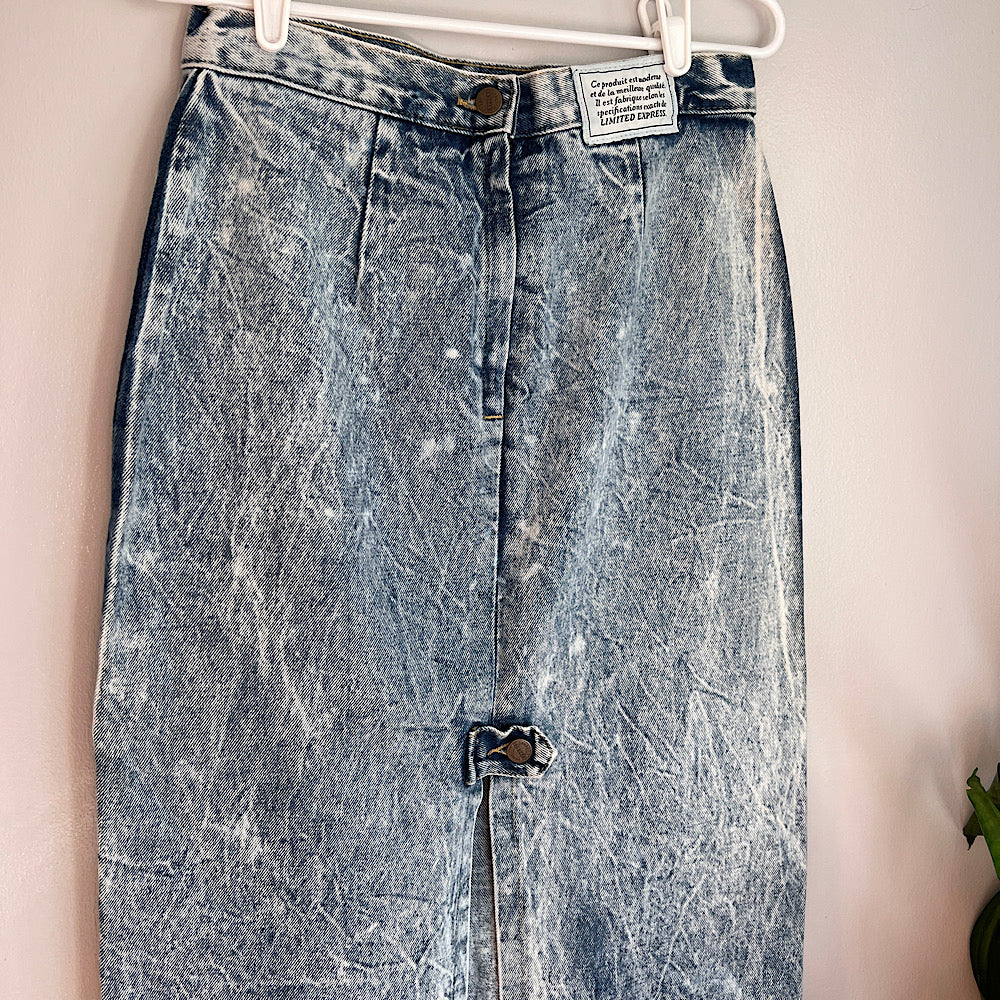 Driftwood Acid Wash Tiered Ruffled Denim Skirt | Dillard's